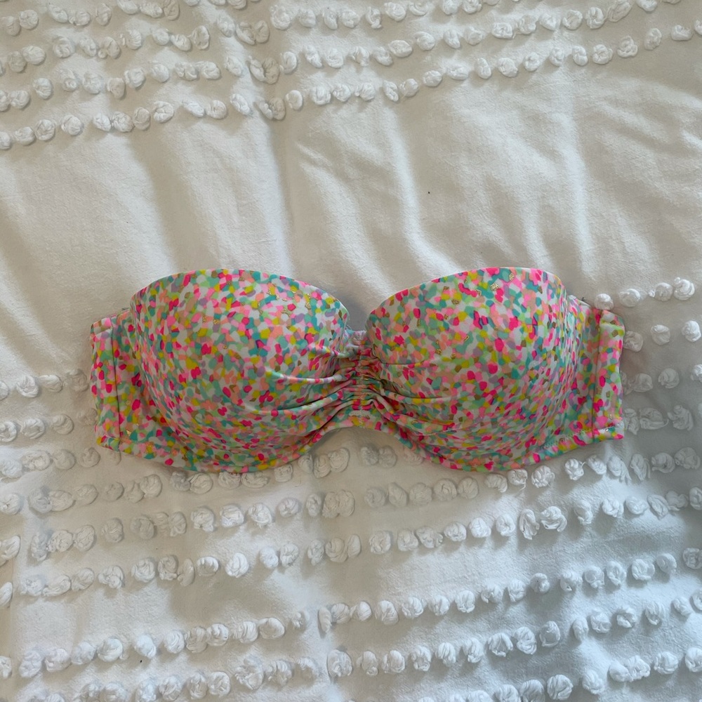 Victoria’s Secret bikini top